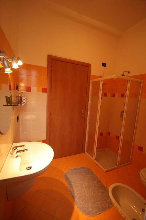 Bed And Breakfast Centrostorico Sarnico Exterior foto
